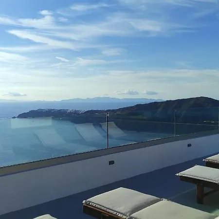 Chrisofilida Villa Imerovigli (Santorini)