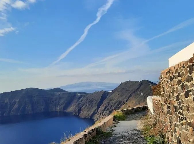 Chrisofilida Imerovigli (Santorini)