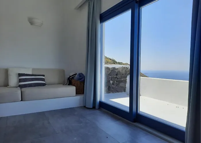 Chrisofilida Imerovigli (Santorini)