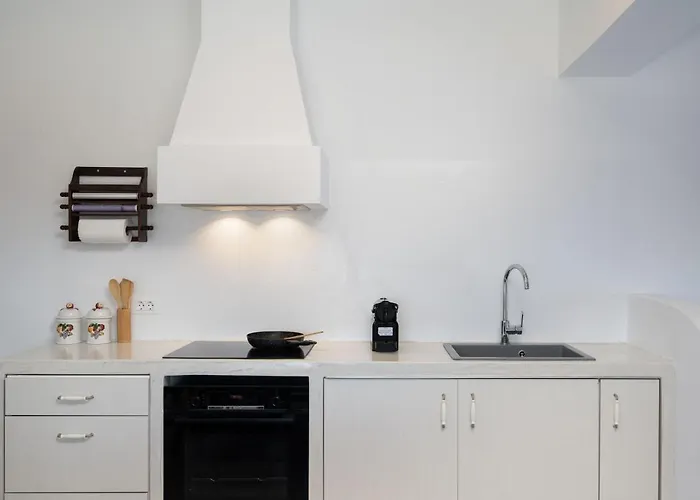 فيلة Chrisofilida إيميروفيغلي