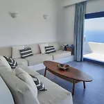Chrisofilida * Imerovigli (Santorini)
