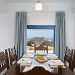 Chrisofilida * Imerovigli (Santorini)